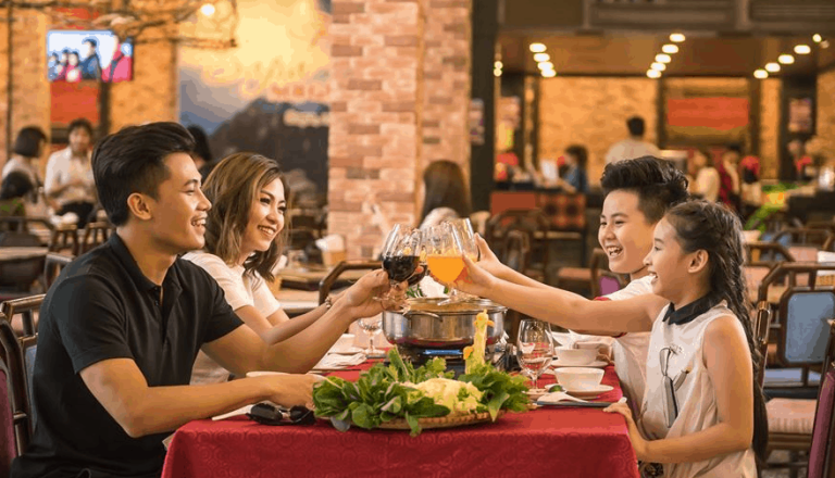 Nhà hàng gia đình ấm cúng tại Đà Nẵng